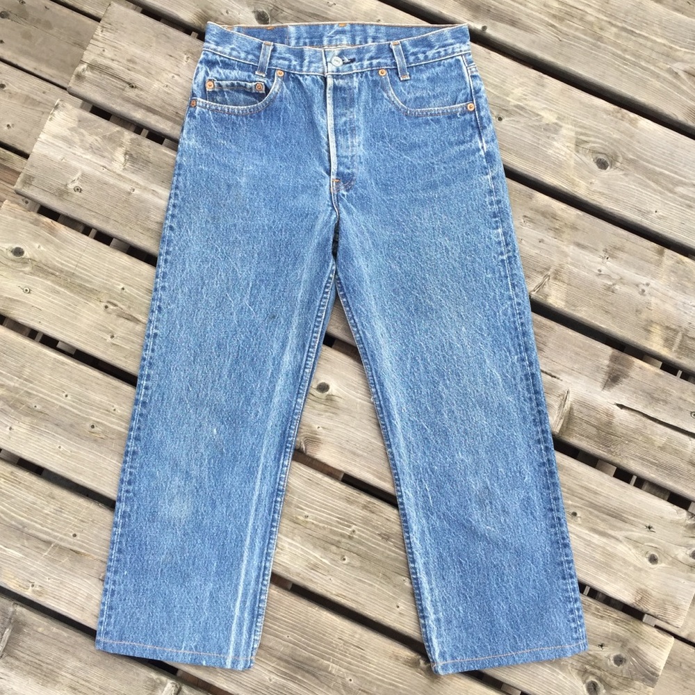 Vintage Levi’s Wide Leg Cropped Jeans 27”